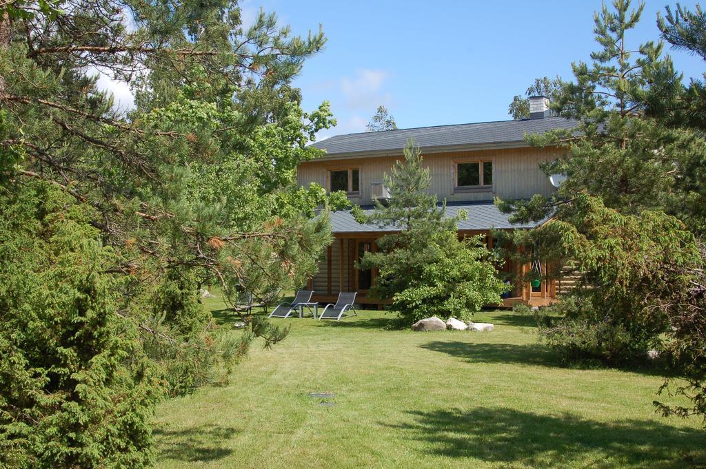 Kibuvitsa Holiday House Muratsi Exterior foto